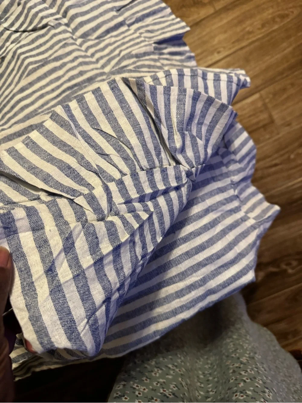 Blue and White Ruffled Tablecloth - Classic Home Dining 60x120